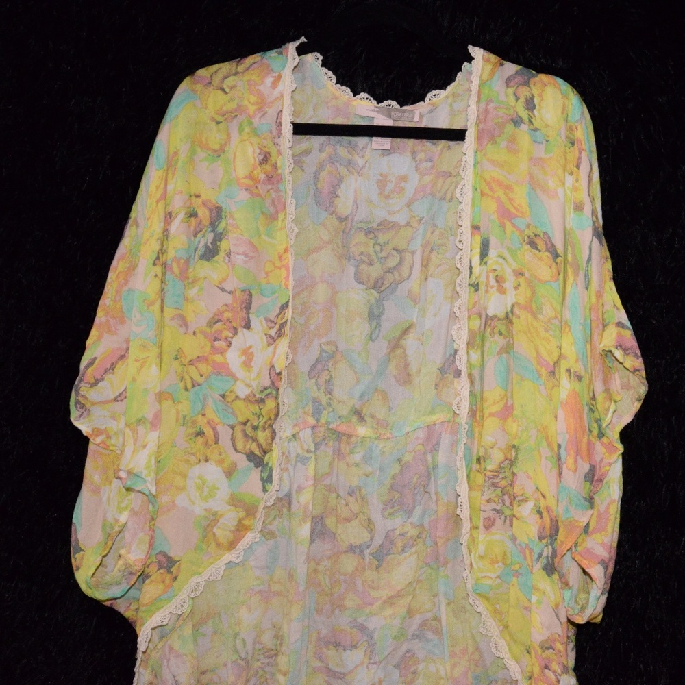 Forever 21 -Boho floral abstract Kaftan Kimono-XS